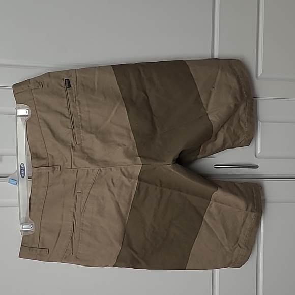 Mens Volcom Shorts | Size 32 | Beige - Picture 6 of 8